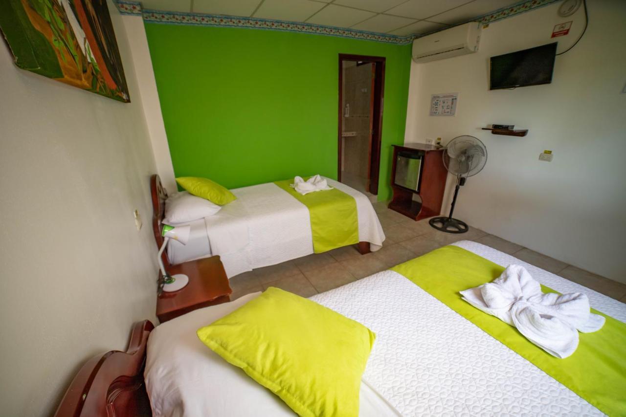 Hostal Gladismar Puerto Villamil Dış mekan fotoğraf
