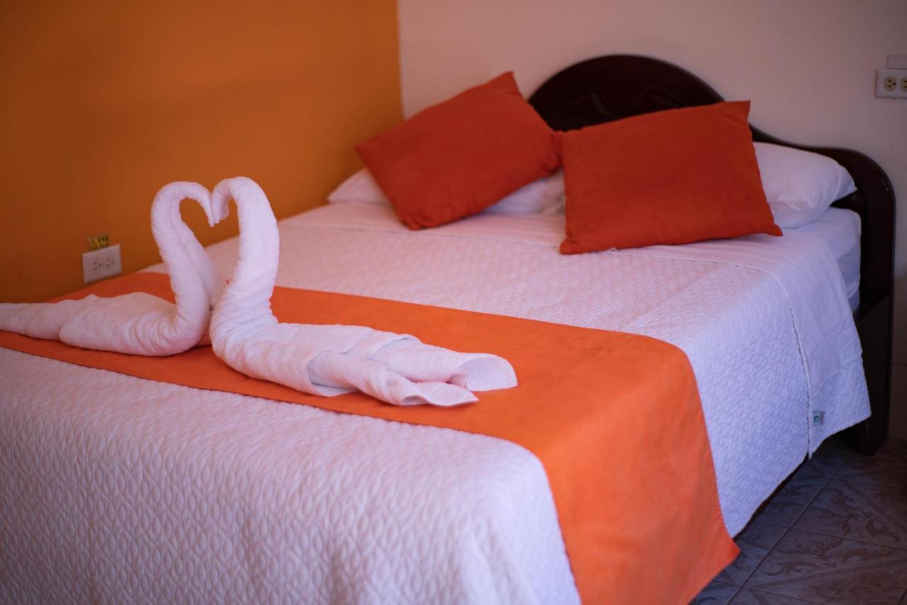 Hostal Gladismar Puerto Villamil Dış mekan fotoğraf